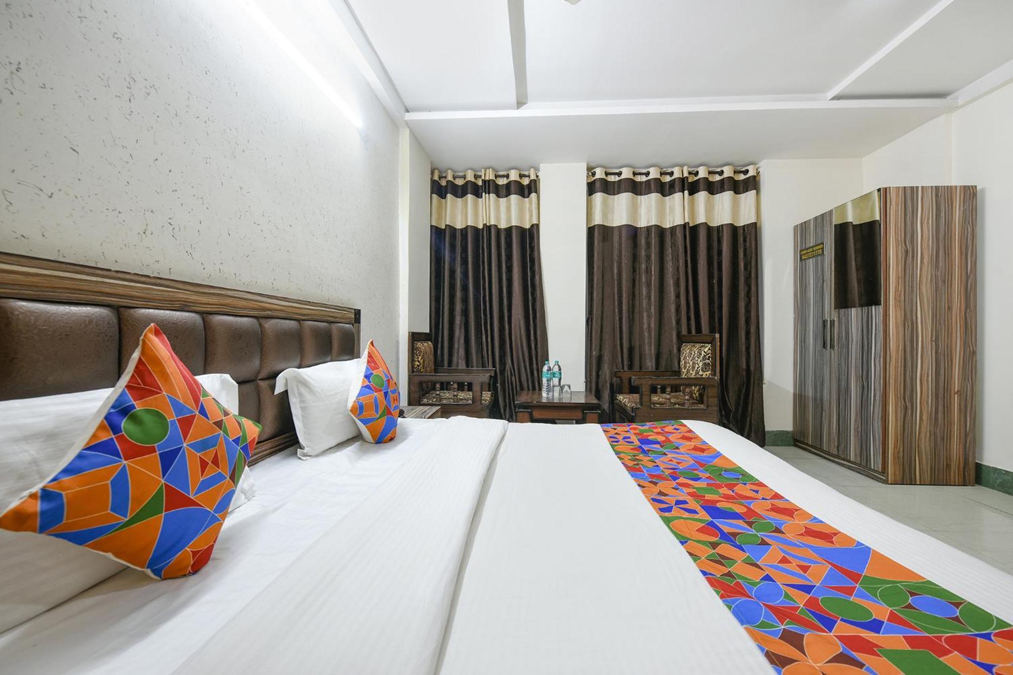 Fabhotel Ess Pee Grand Mohali Zewnętrze zdjęcie