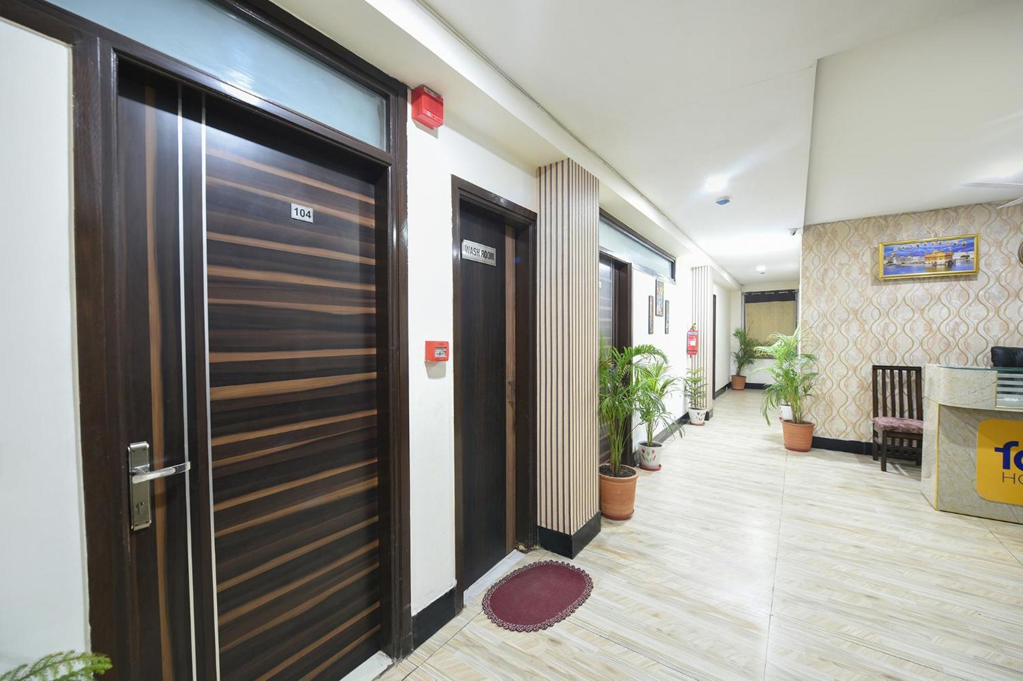 Fabhotel Ess Pee Grand Mohali Zewnętrze zdjęcie